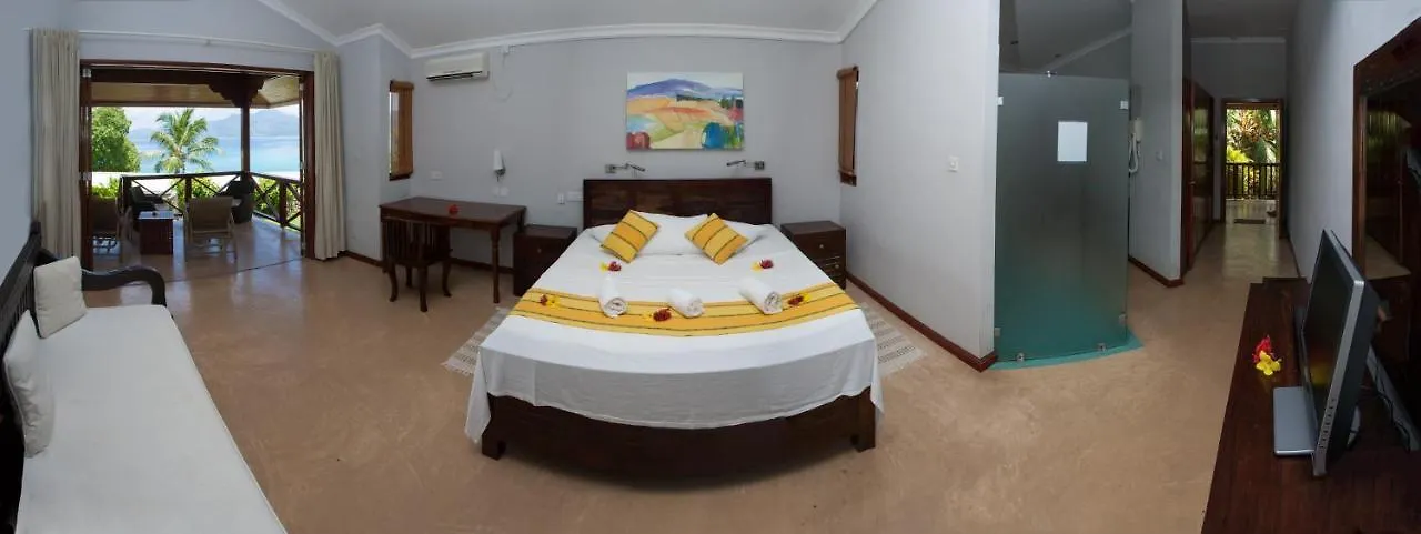 Anse Soleil Beachcomber Hotel And Self Catering Baie Lazare  Seychelles - szigetek