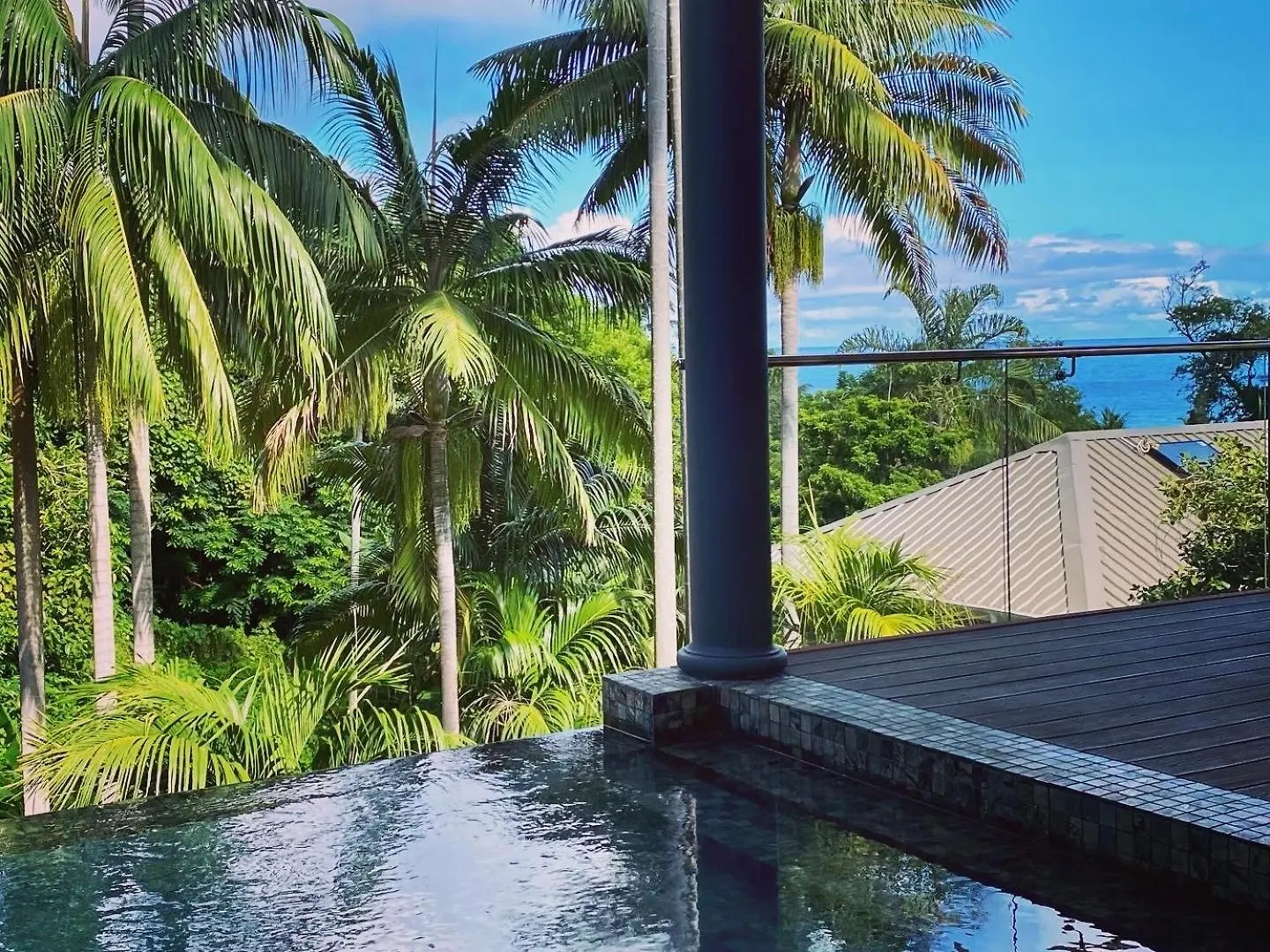 Anse Soleil Beachcomber Hotel And Self Catering Baie Lazare  Baie Lazare (Mahe)