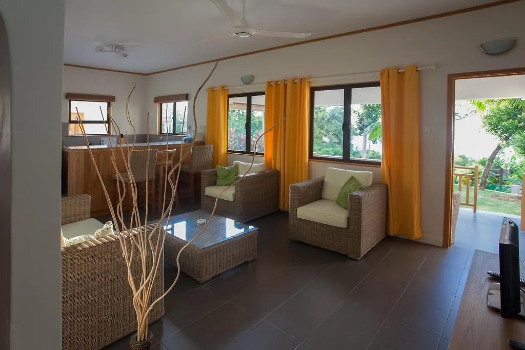 Anse Soleil Beachcomber Hotel And Self Catering Baie Lazare