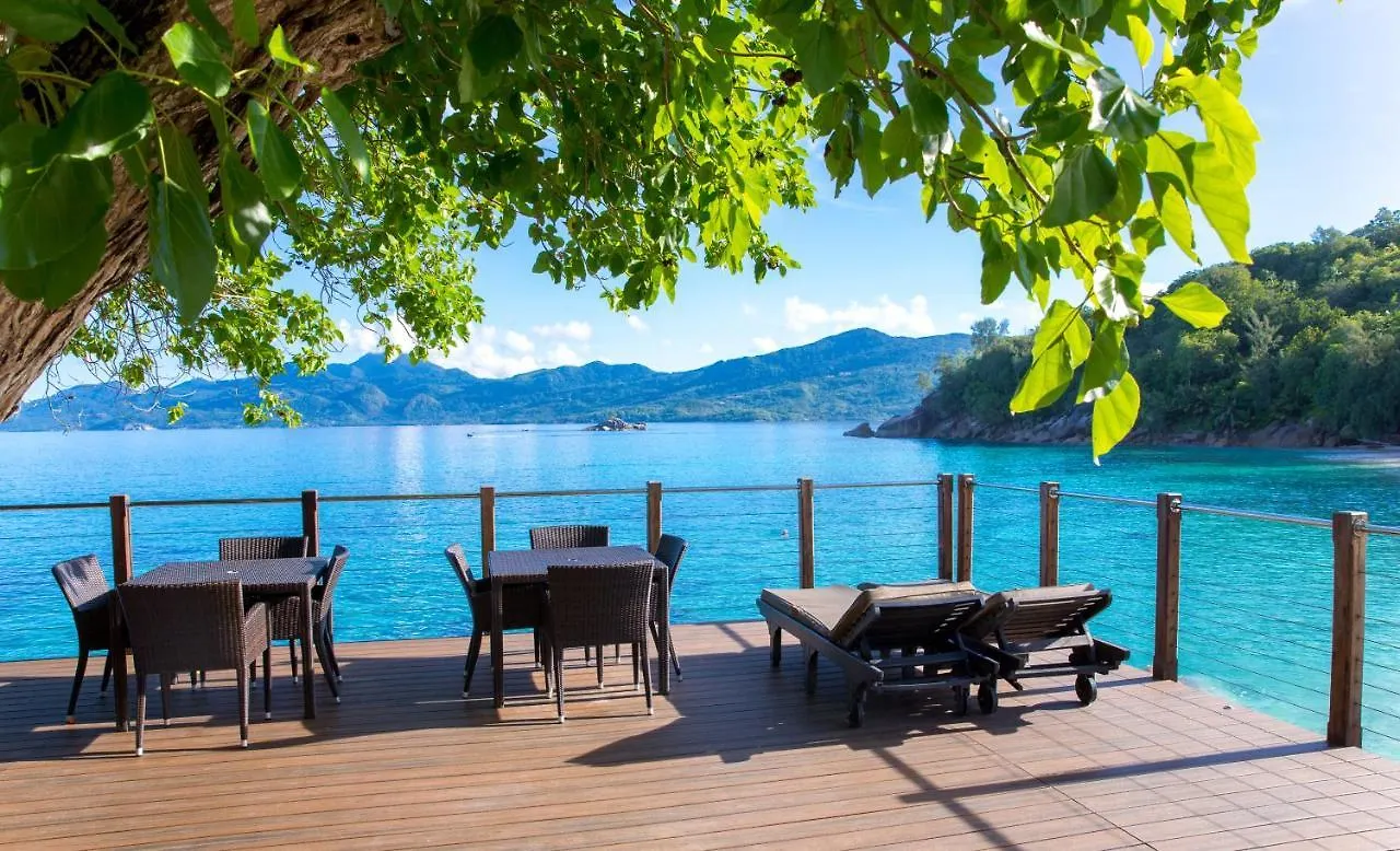 Anse Soleil Beachcomber Hotel And Self Catering Baie Lazare